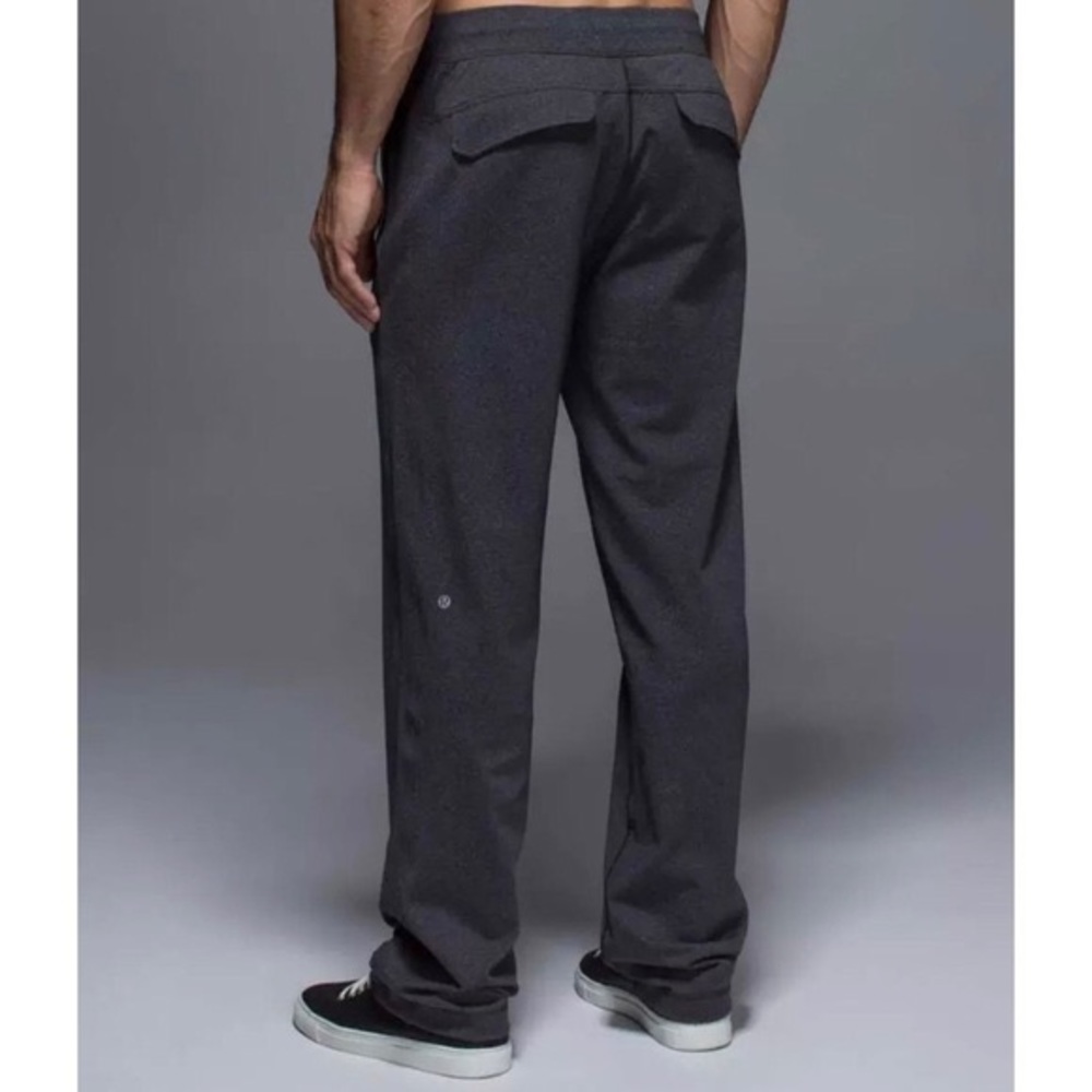 🎇 Lululemon Men's - 'Kung Fu' Heather Grey Pants